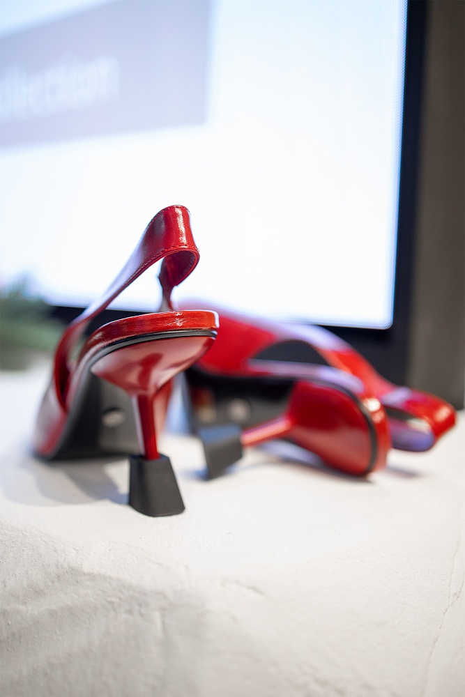 AIDINI  -  Слингбэки