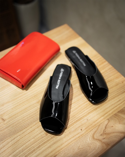 Regina Bottini - Лето - Шлепки