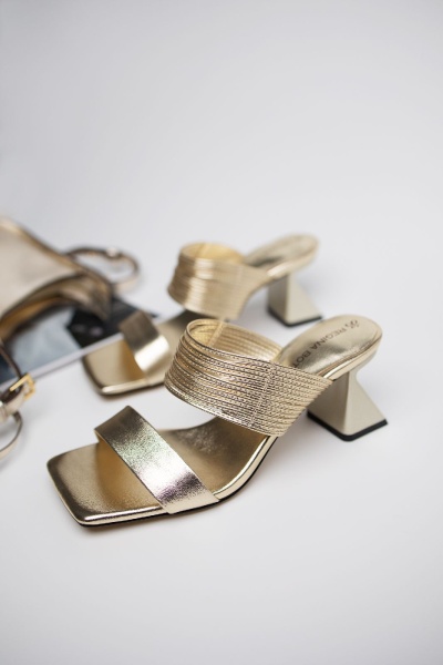 Regina Bottini - Лето- Шлепки