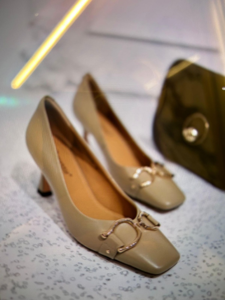 DJIVANIA -Туфли